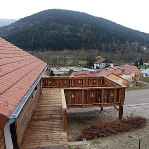 Ref24 CHALET 14 BALCON V2 square 300